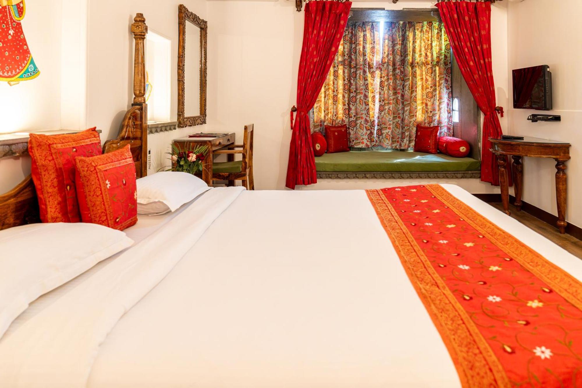 Hotel Udaigarh - Udaipur Exterior foto